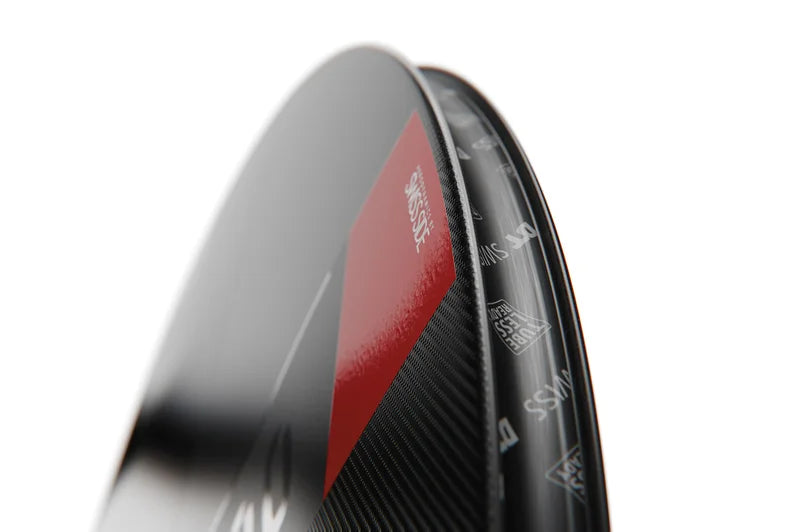 DT SWISS ARC 1100 DICUT DISC Tubeless-Ready Lenticular Wheel (Center Lock)
