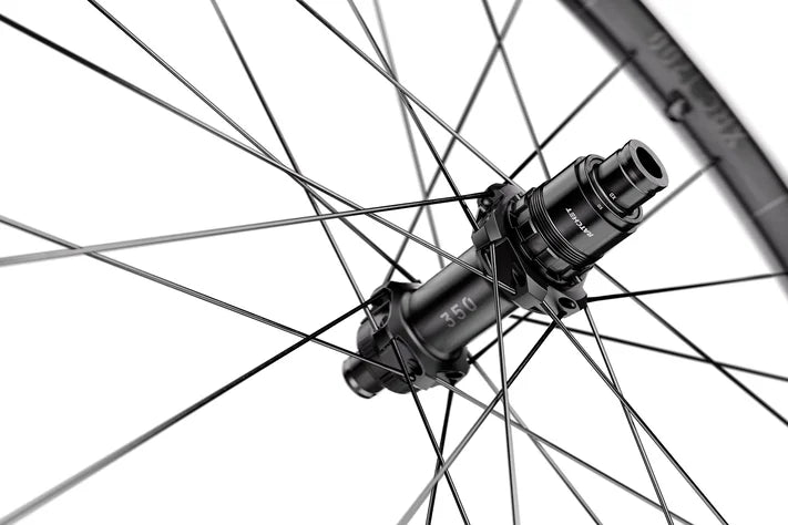 DT SWISS XRC 1700 SPLINE 30 mm 29" 12x148 mm Boost bakhjul