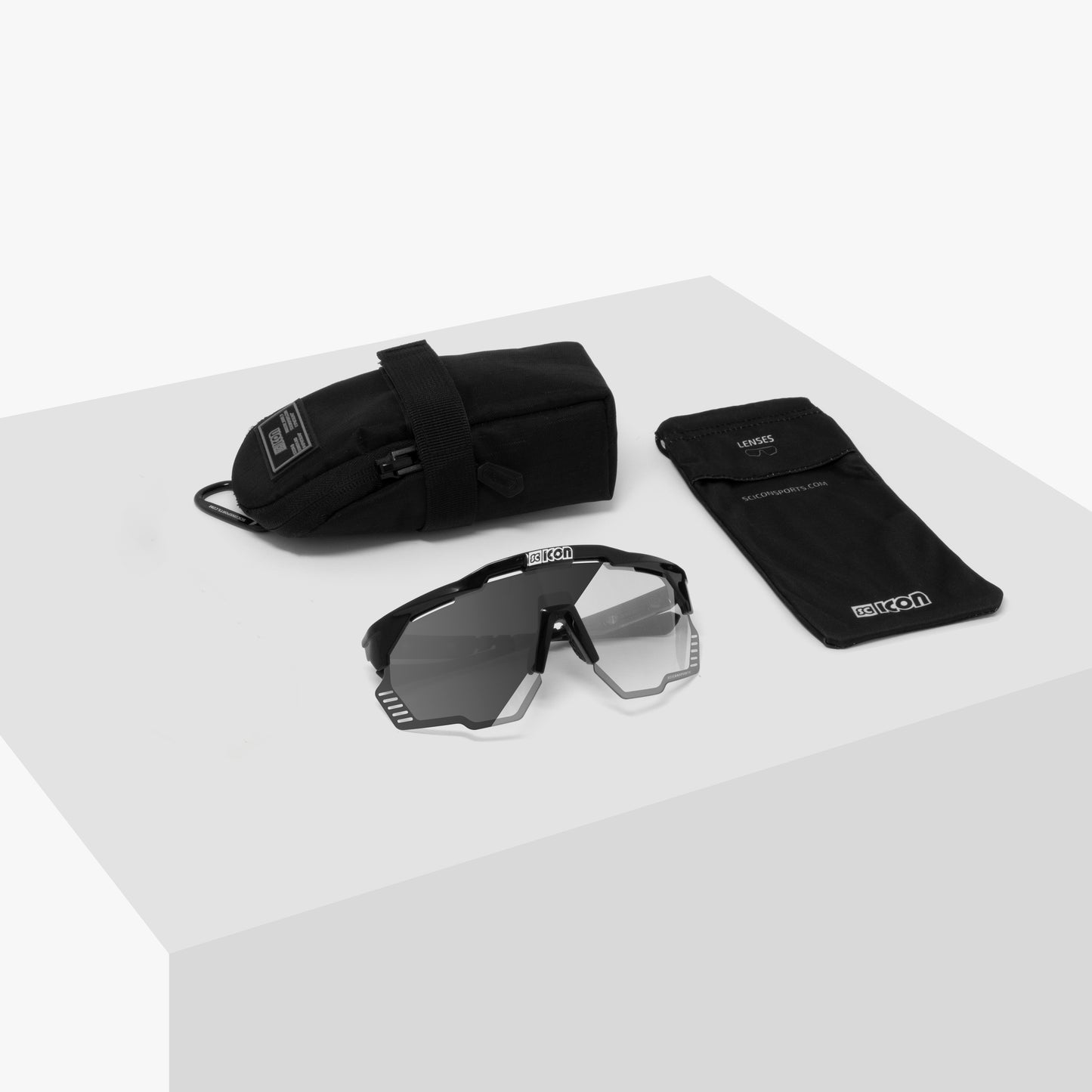 Solglasögon SCICON AEROSHADE KUNKEN Svart Fotokromisk Silver