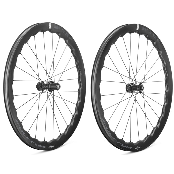 Par FULCRUM SONIQ 42 700c-hjul (Center Lock)