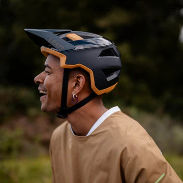 MTB Helmet LEATT ALL-MOUNTAIN 3.0 Black/Orange