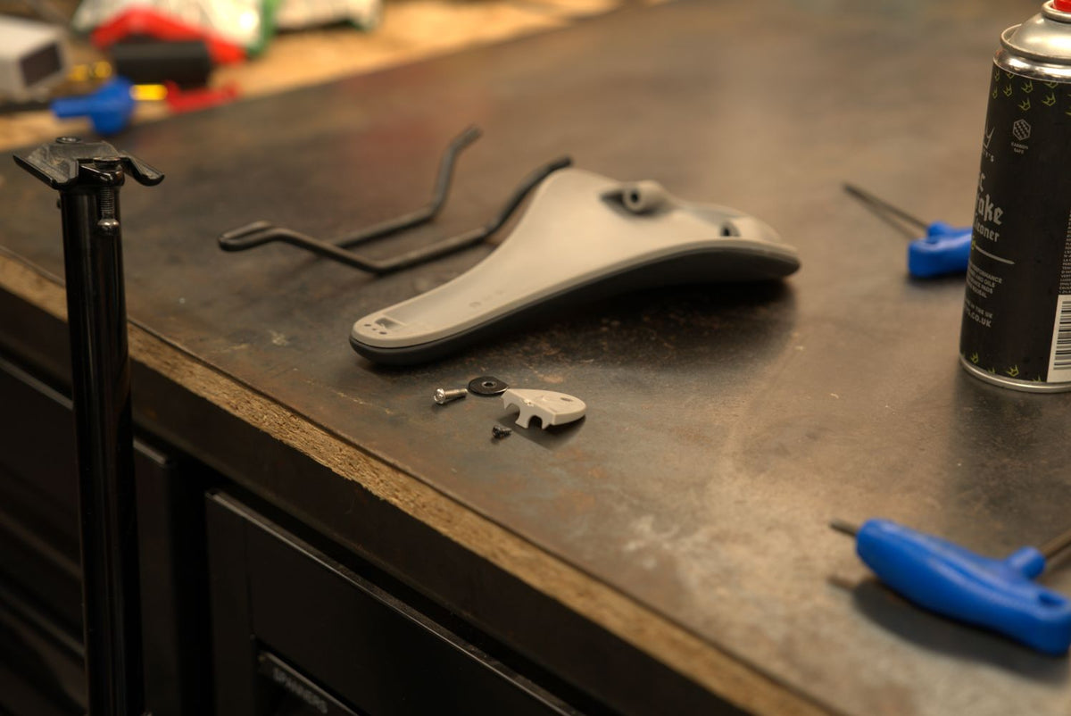 Selle PEATY'S Monarch Rails Cromo Gris