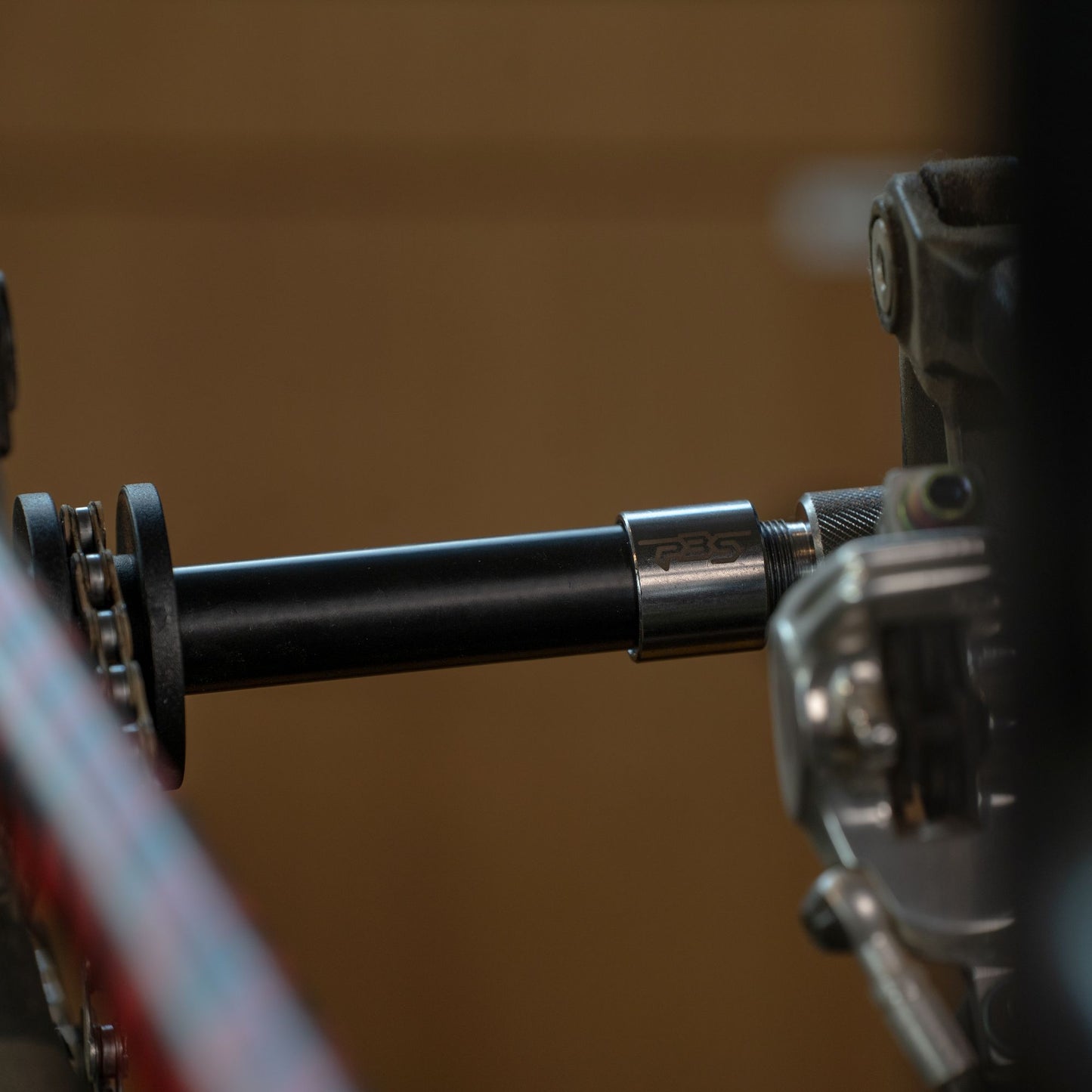 PBS TOOLS Adjustable Chain Bracket for 12mm Pin