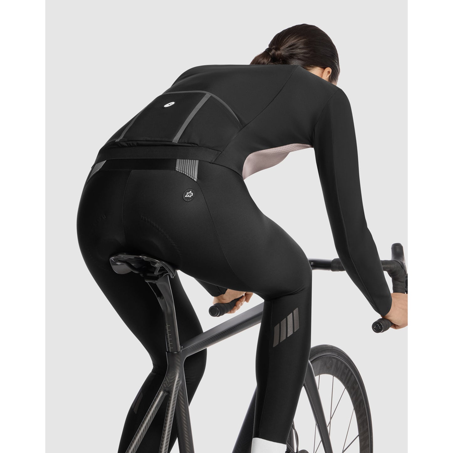 ASSOS UMA GT S11 Damjacka Dune Sand