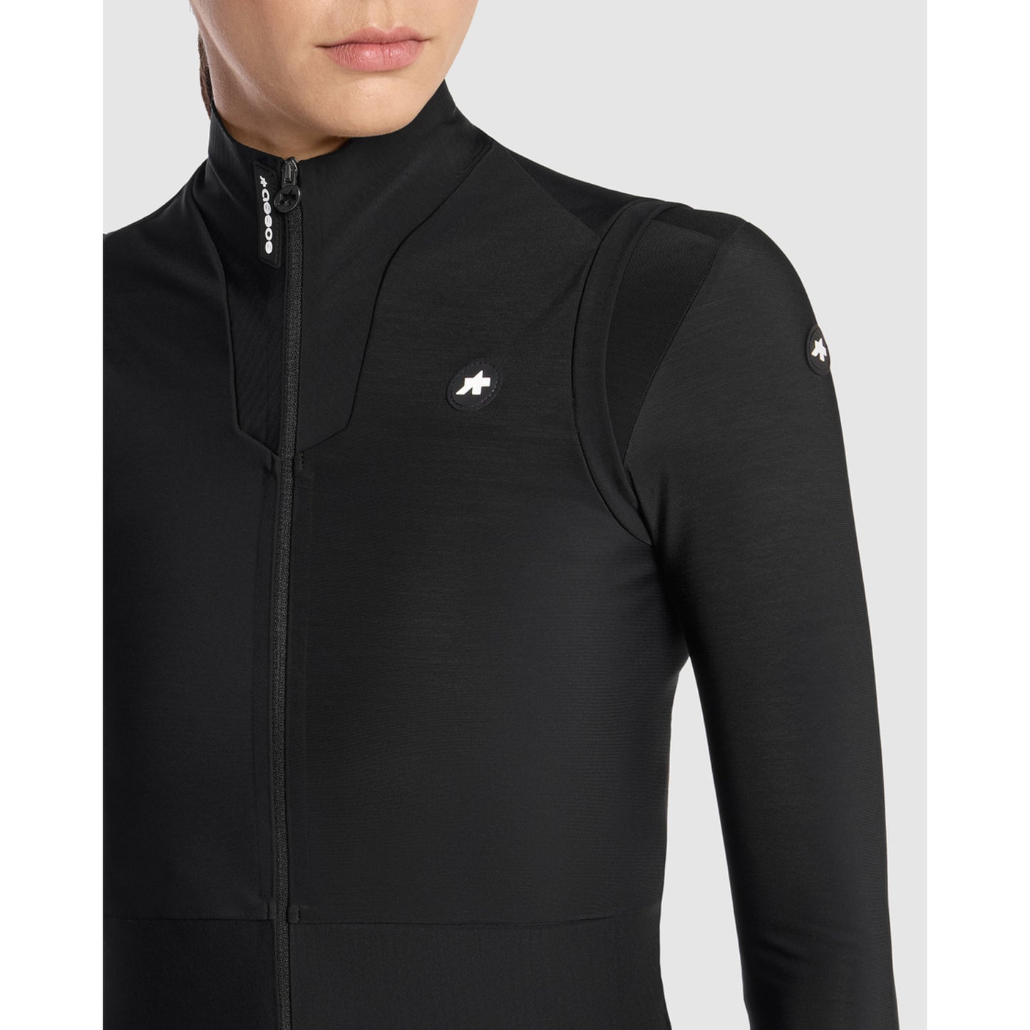 ASSOS DYORA R S11 Ärmlös jacka i svart serie för dam