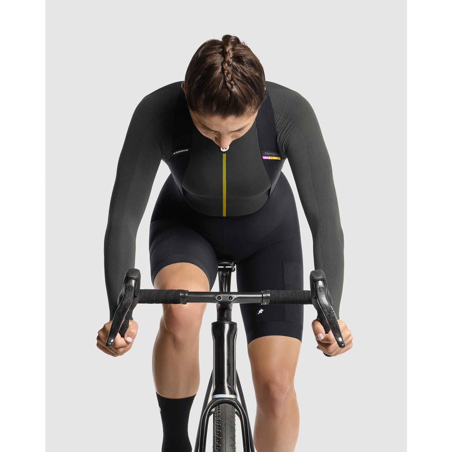 ASSOS TACTICA T5 dambyxa i svart serie