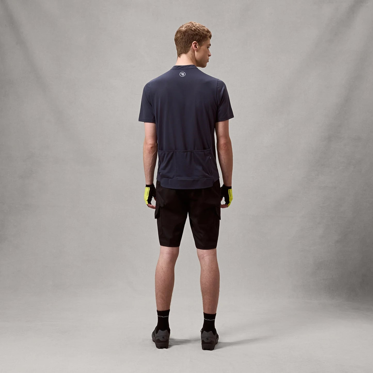 ENDURA LOOP ZIPPED Kortärmad Carbon Jersey Grå