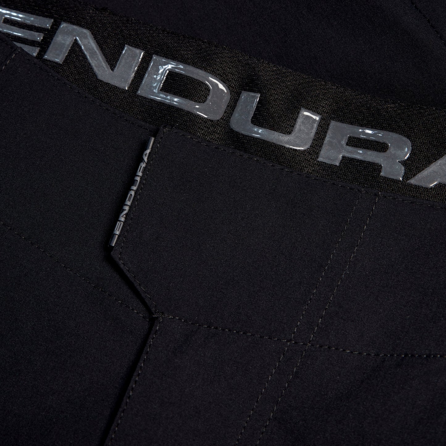 Dam ENDURA SINGLETRACK LITE Shorts Svart
