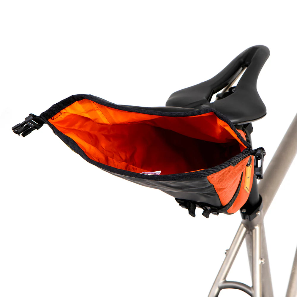 RESTRAP SADDLE PACK 2.5L Orange Saddle Bag