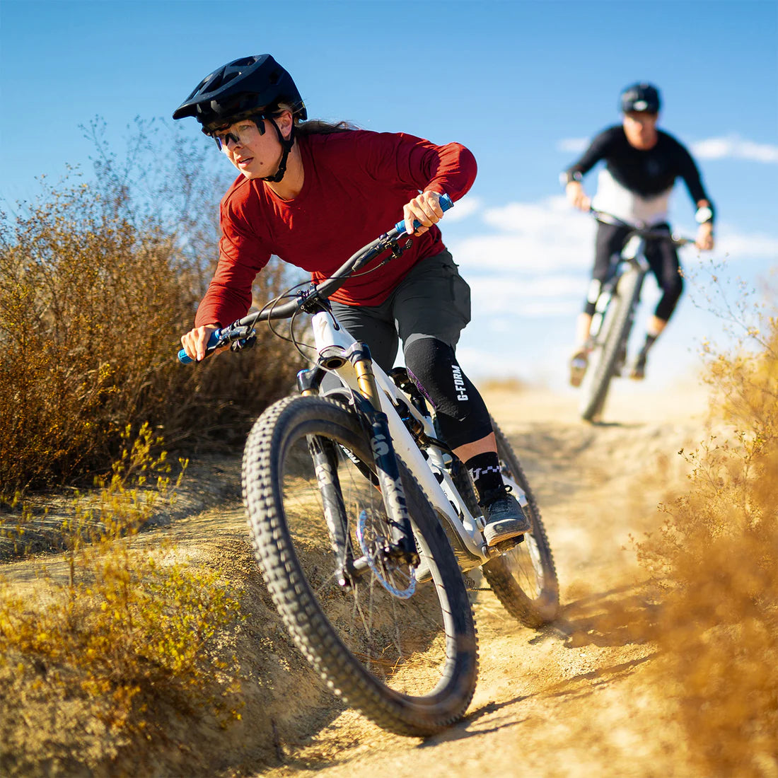 G-FORM TERRA elbow pads Black