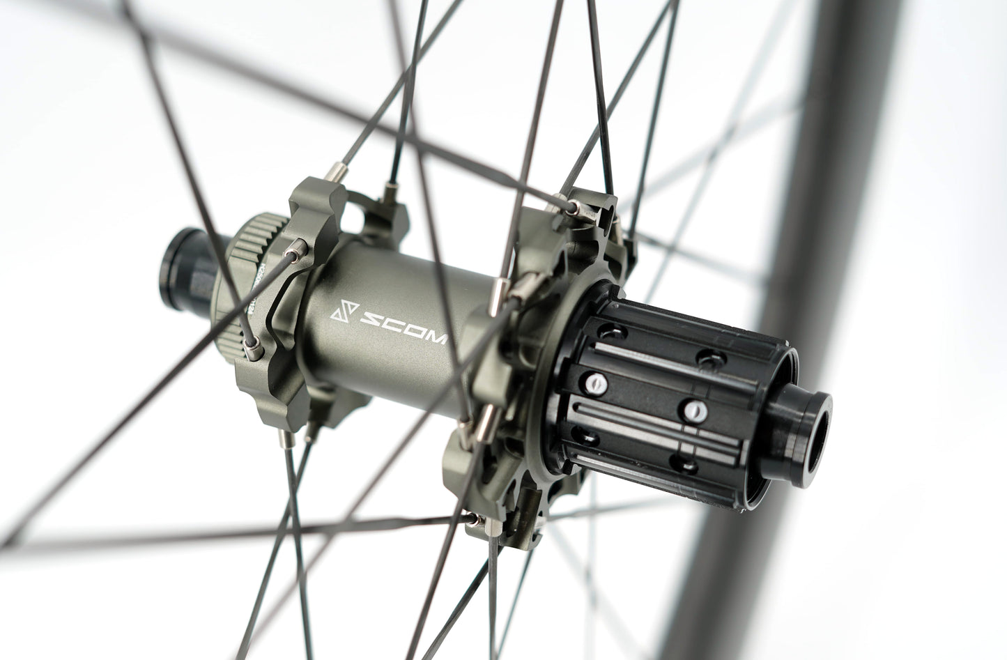 Pair of SCOM ULTRA 62+ Tubeless Ready Wheels (Center Lock)