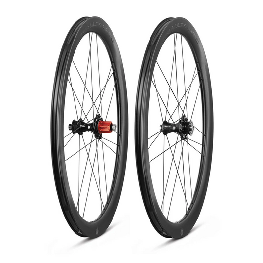 Par CAMPAGNOLO BORA ULTRA WTO 45 DB 2WF C23 kromade hjul