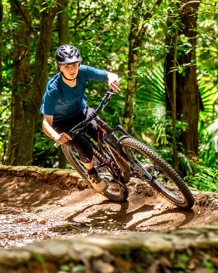 Dam DHARCO TRAIL Shorts Svart