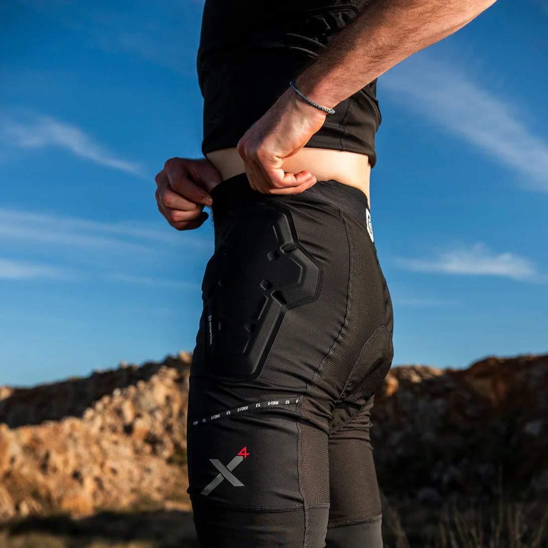 G-FORM PRO-X4 Protective Shorts Black