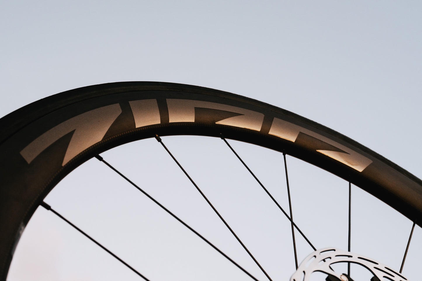 Par ZIPP 404 s A1-fälgar Svart