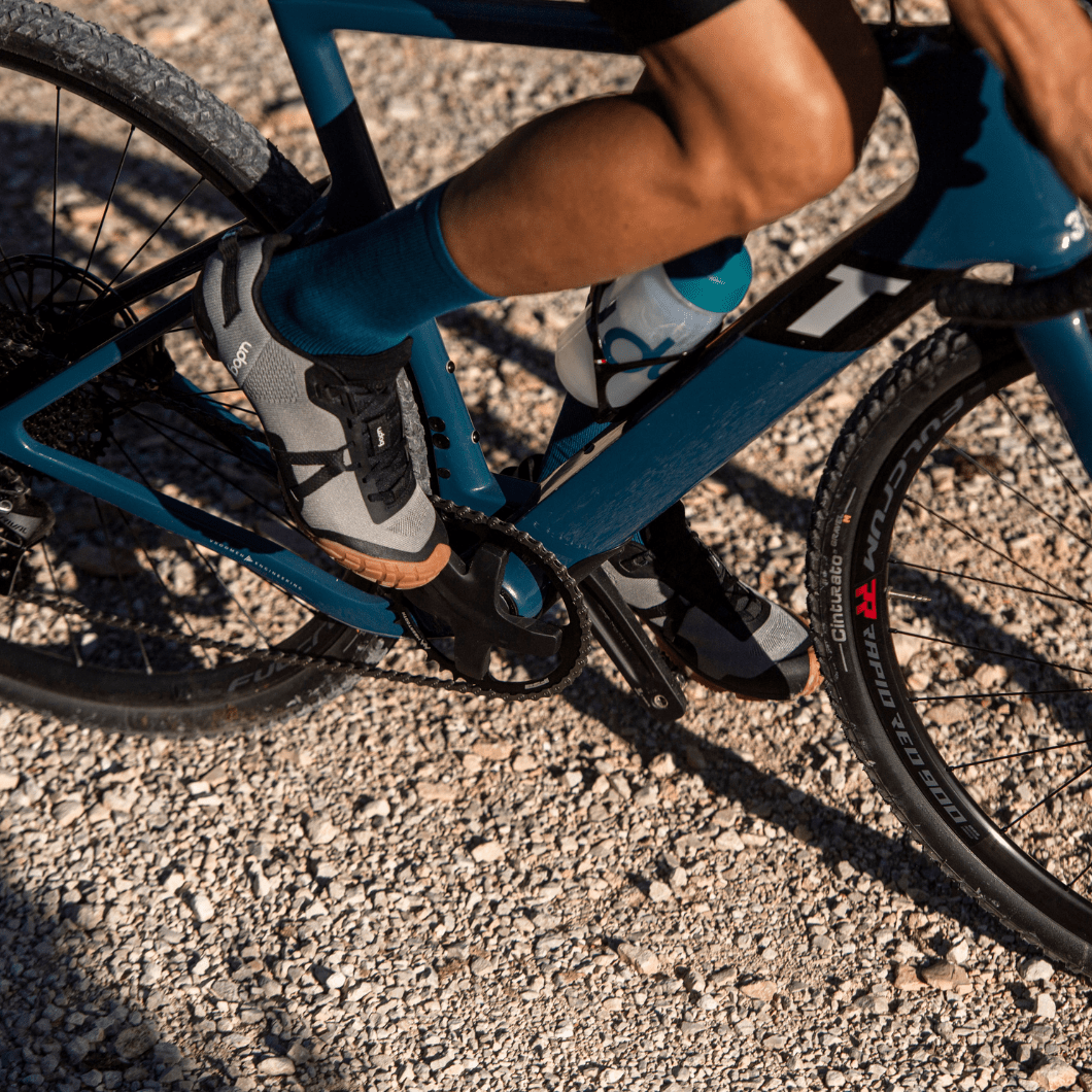 Gravel UDOG DISTANZA Grey shoes