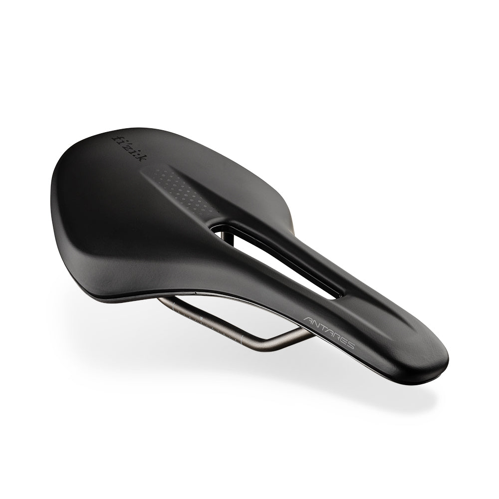 Sadel FIZIK VENTO ANTARES R3 140 mm Kium skenor Svart