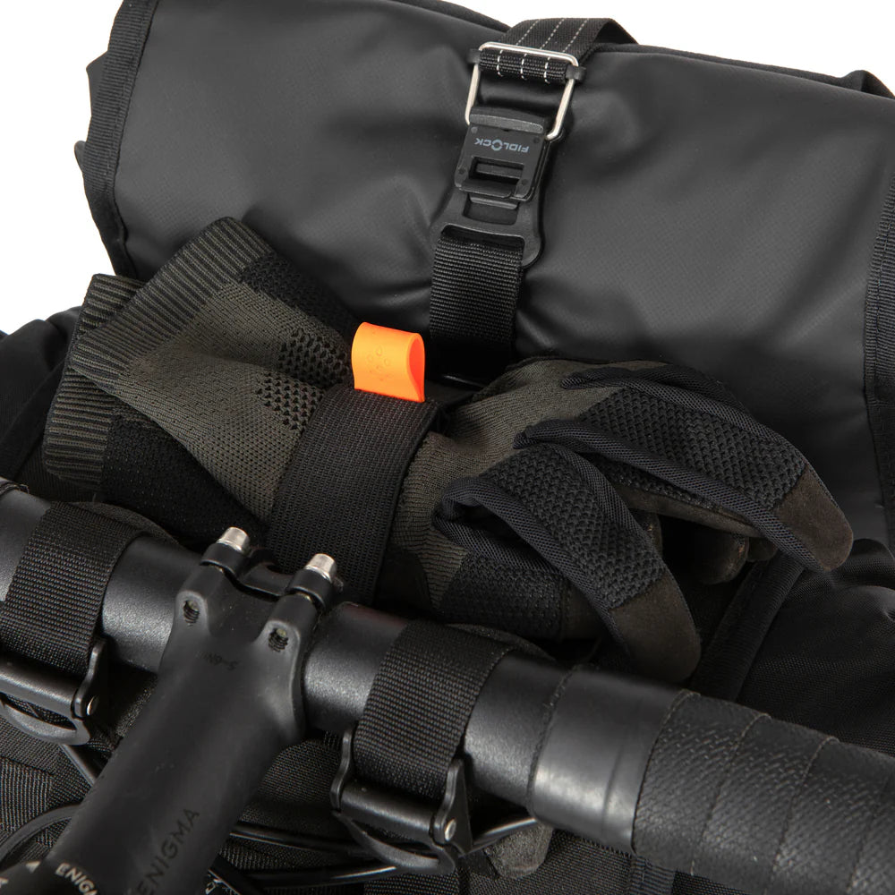 Styreväska RESTRAP HOSLTER BAR BAG 18 L