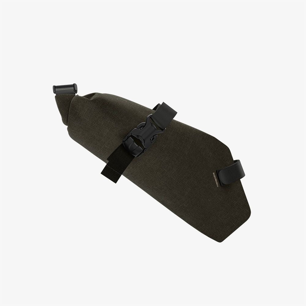 Saddle bag BROOKS SCAPE ROLL 1L Black