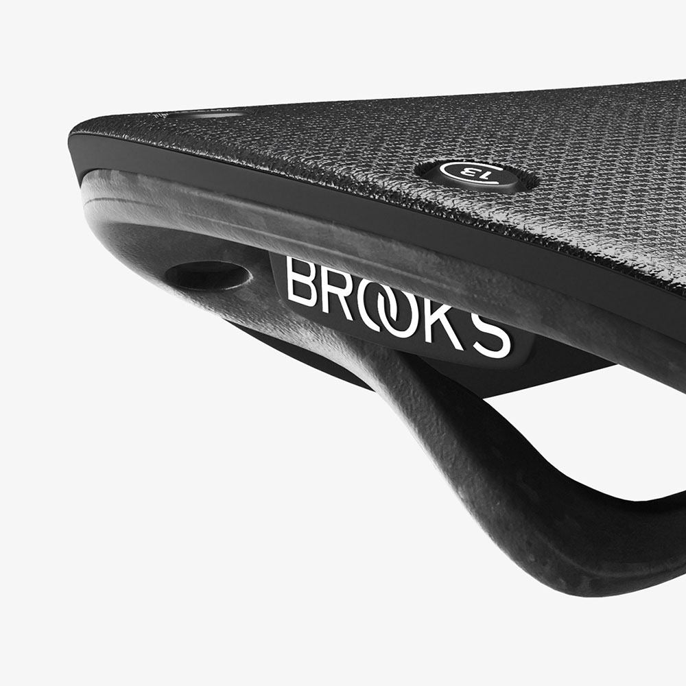 BROOKS CAMBIUM C13 CARVED 158 mm sadel Svart