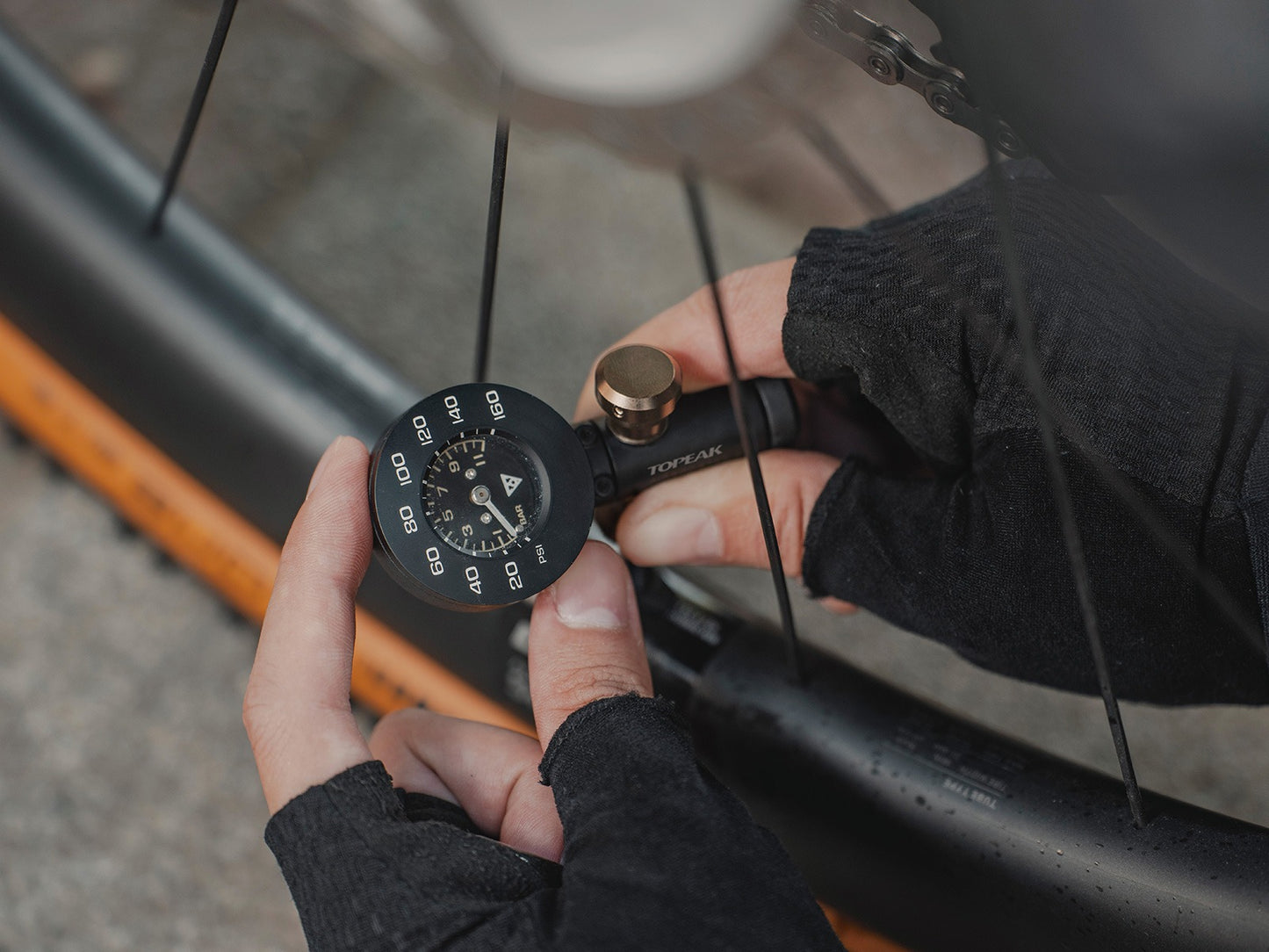 TOPEAK AIRBOOSTER G+ CO2-uppblåsare