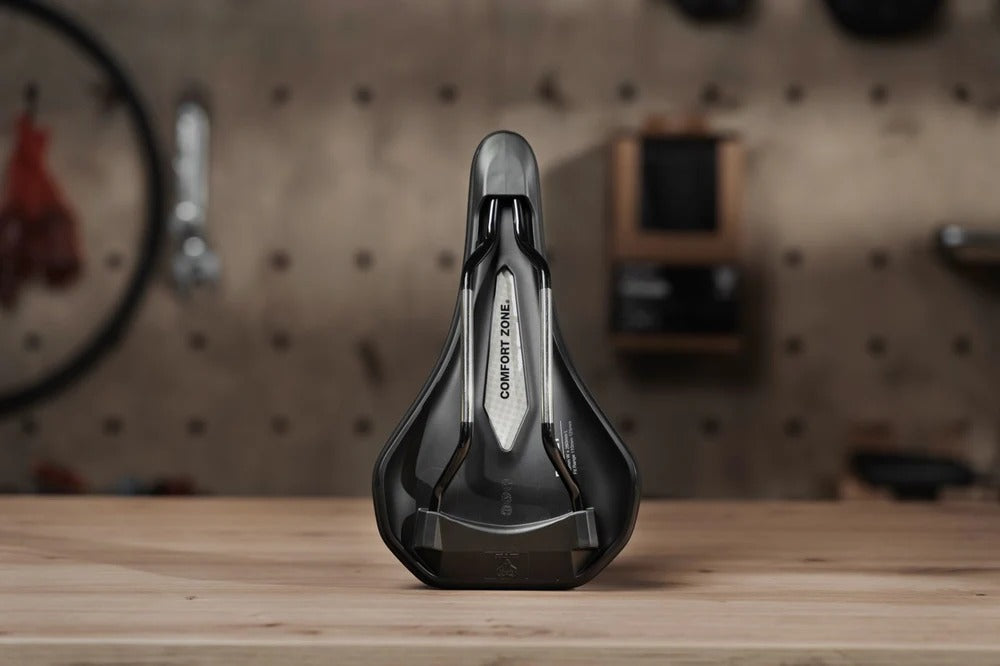 WTB ROCKET 145mm Saddle CRMO Rails Black
