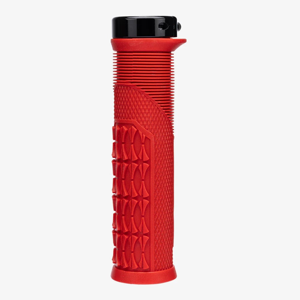 SDG OPEN CORE THRICE-grepp 136 mm Röd