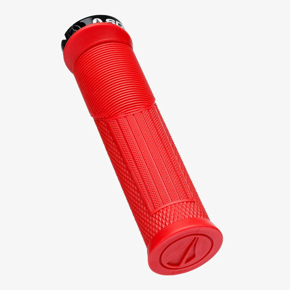 SDG OPEN CORE THRICE-grepp 136 mm Röd