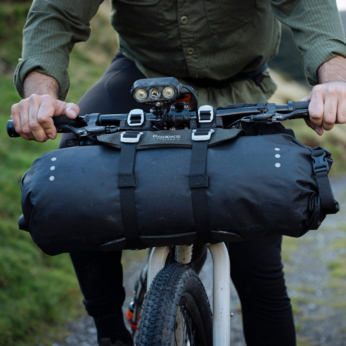Handlebar bag BROOKS SCAPE ROLL Green