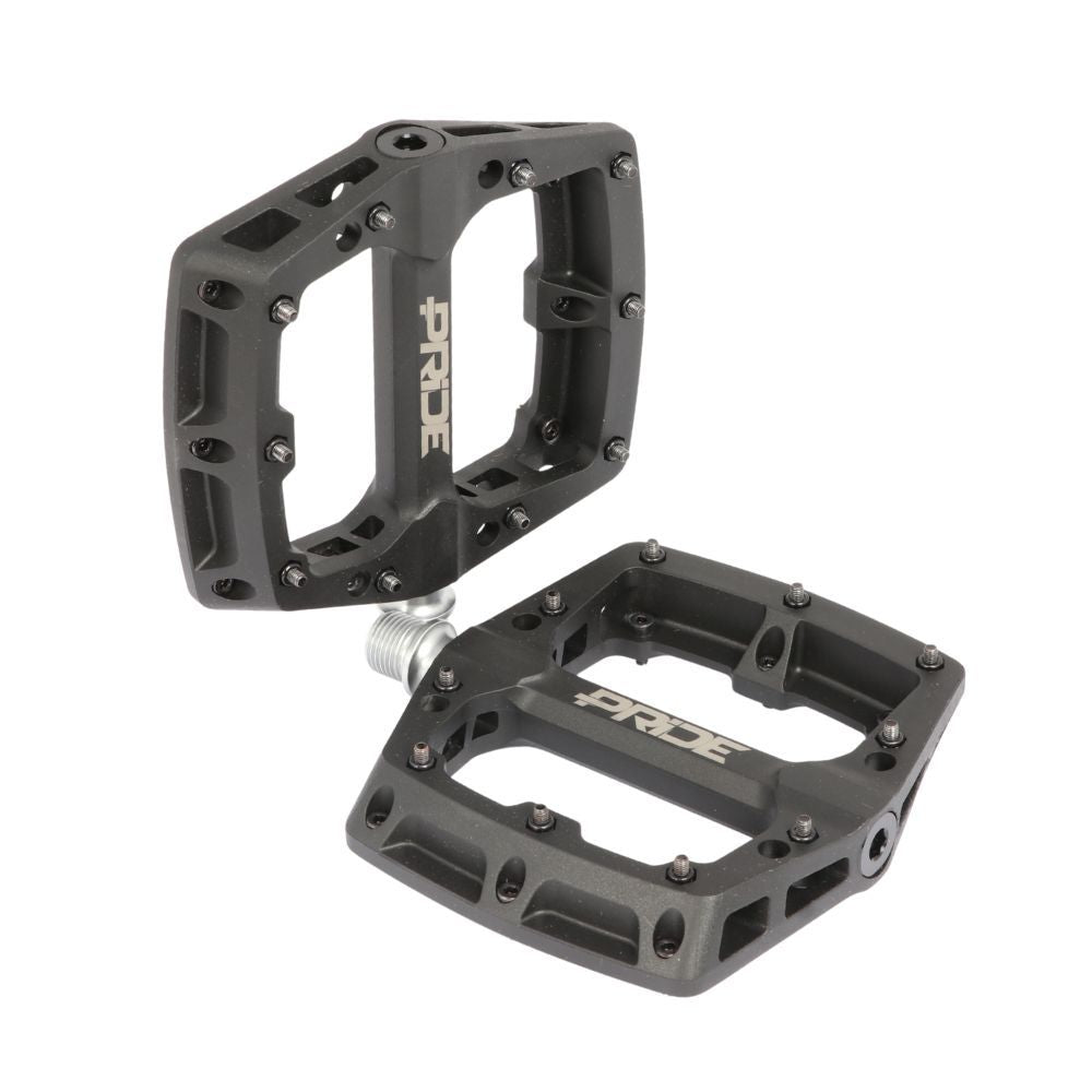 Pedaler PRIDE Strata PC Svart