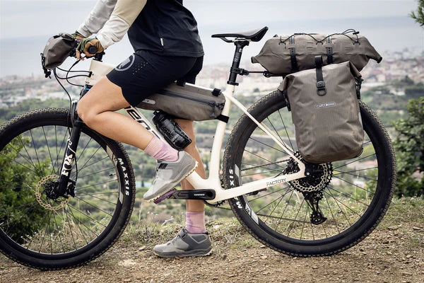 ORTLIEB GRAVEL PACK QL 2.2 14.5 L Beige Bagageväska