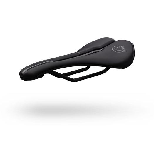 PRO TURNIX PERFORMANCE Sadel 142 mm stålskenor Svart