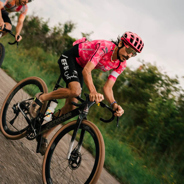 VITTORIA Terreno Pro T50 Mixed 700x45c Gravel Race Natural Tubeless Ready Soft Beige Q2 2025 däck