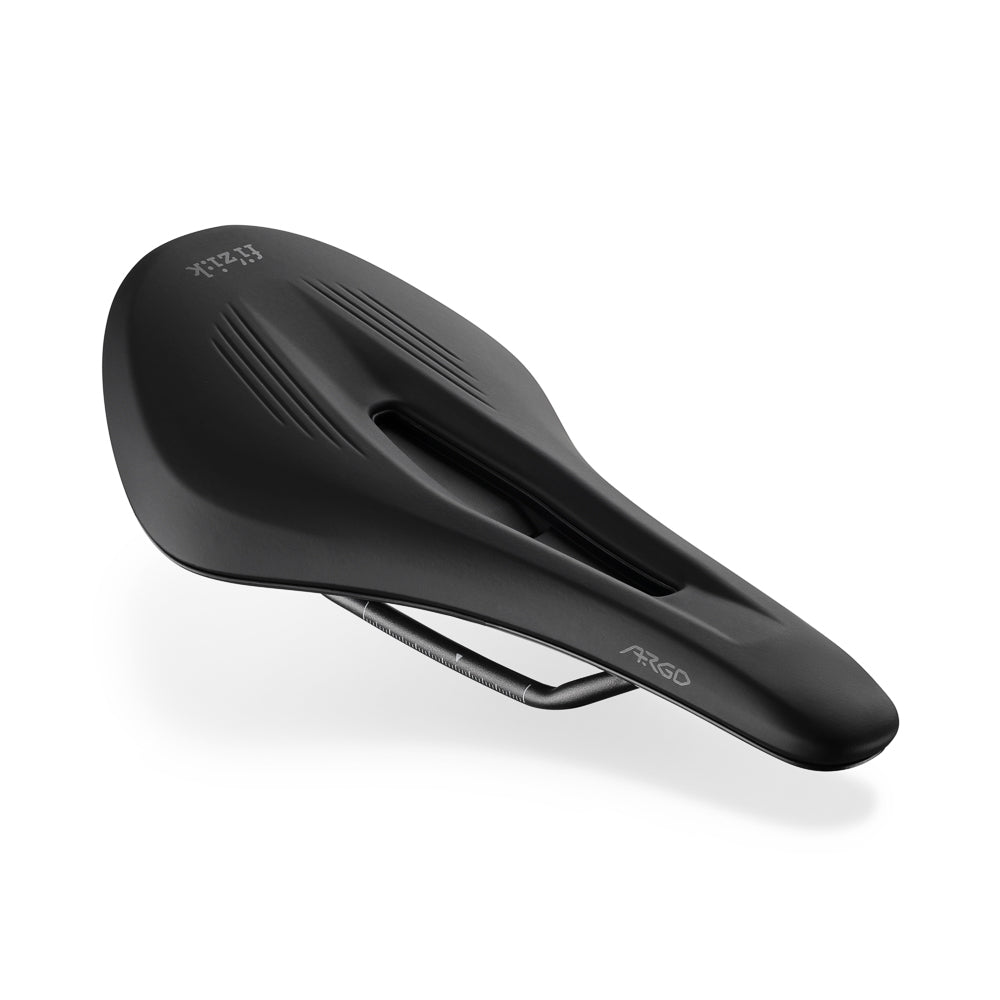 FIZIK VENTO ARGO X3 140mm Svart Kium Rails Sadel